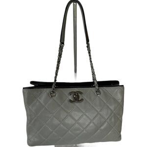 Chanel Large Quilted Shopper Tote Handbag Light Gray